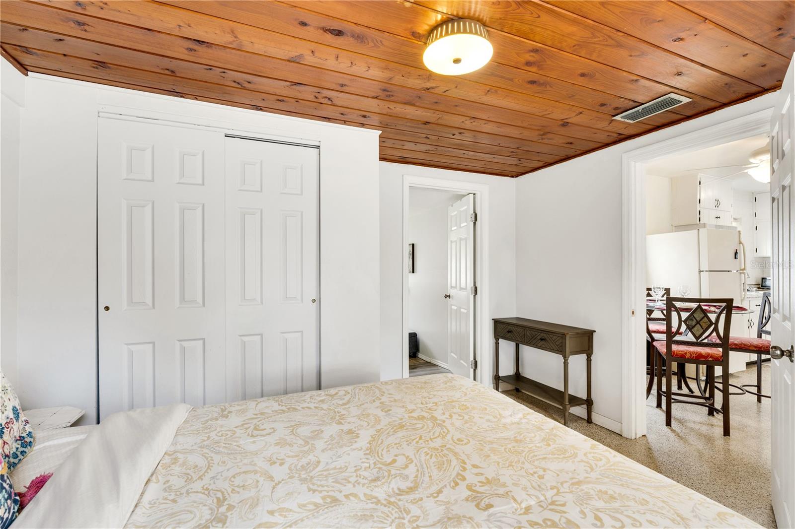 2830 SIESTA DR — photo 14