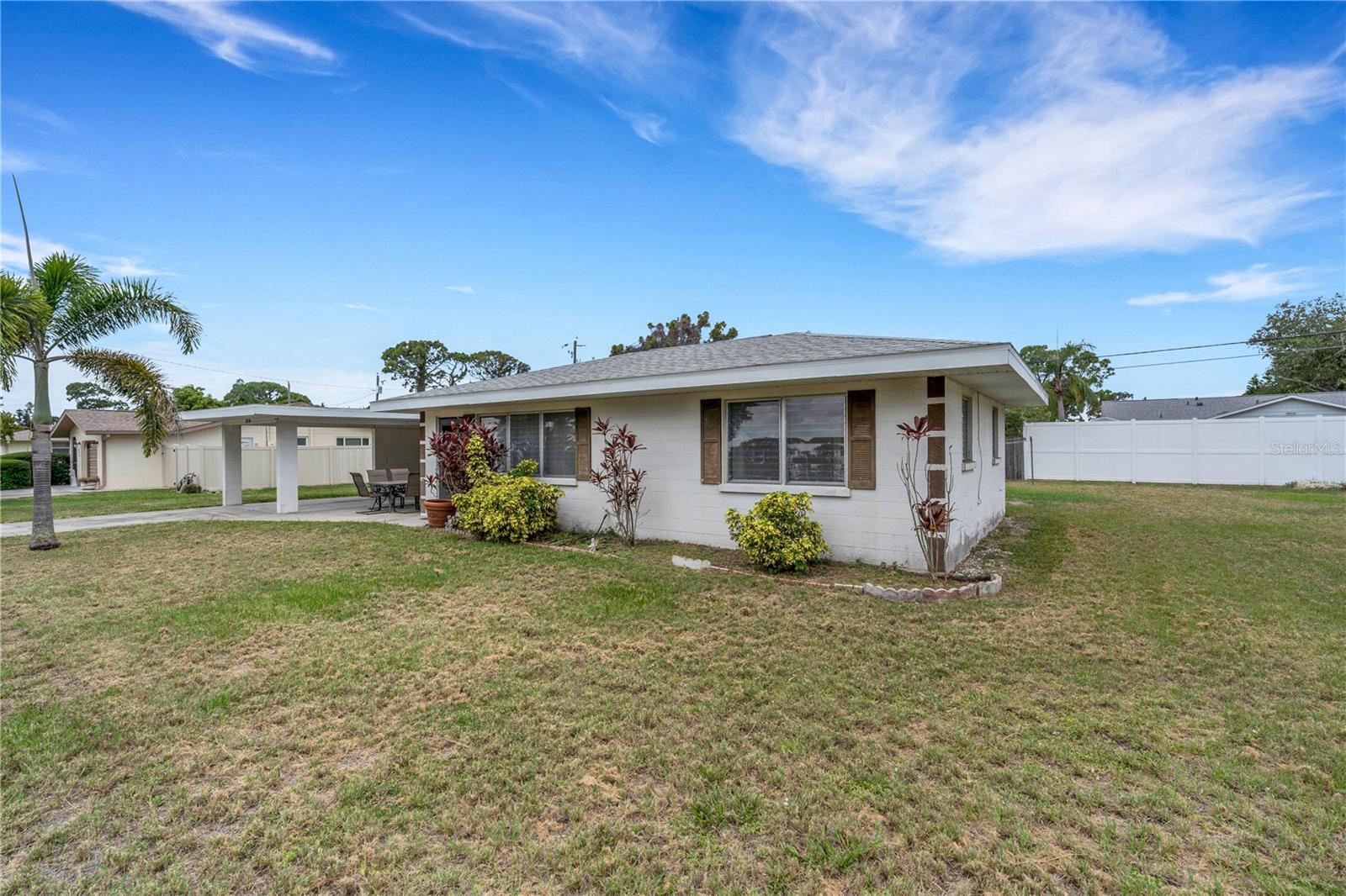 2830 SIESTA DR — photo 27
