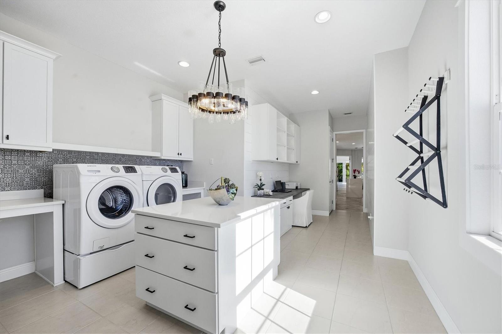 3467 COMPOUND CT — photo 49