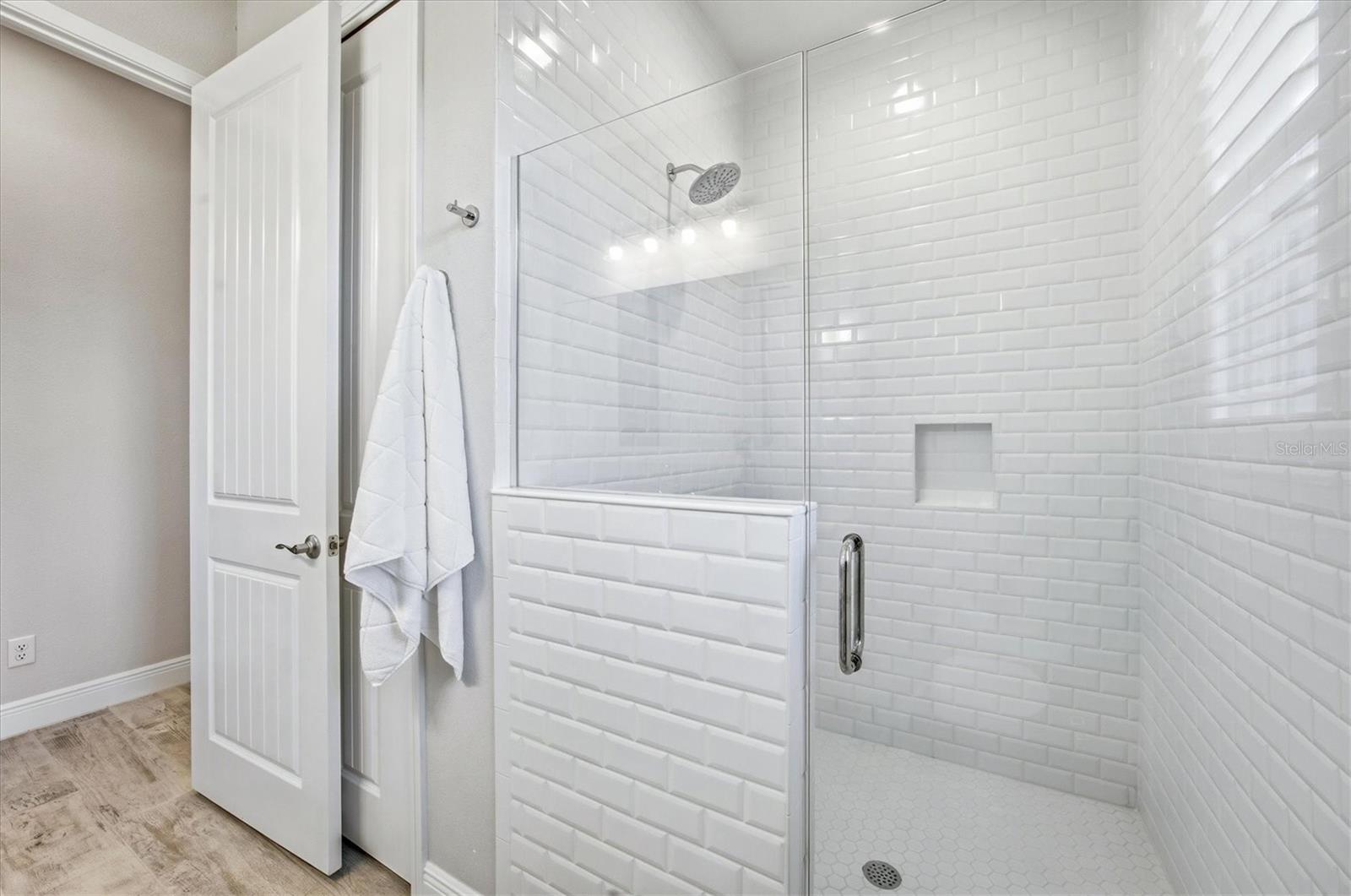 3467 COMPOUND CT — photo 43