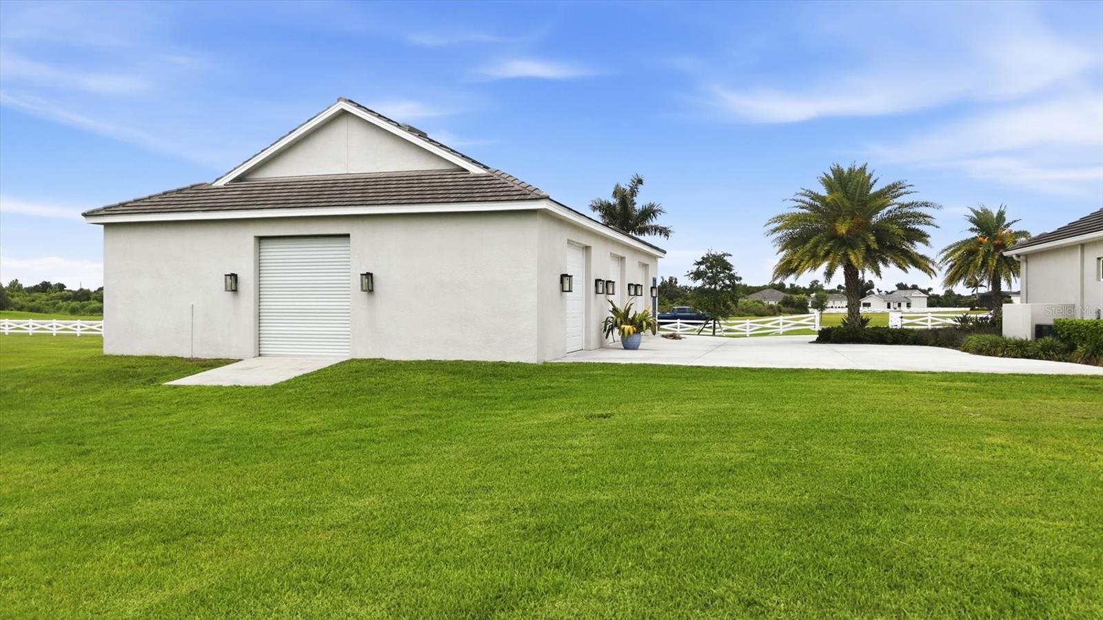 3467 COMPOUND CT — photo 85