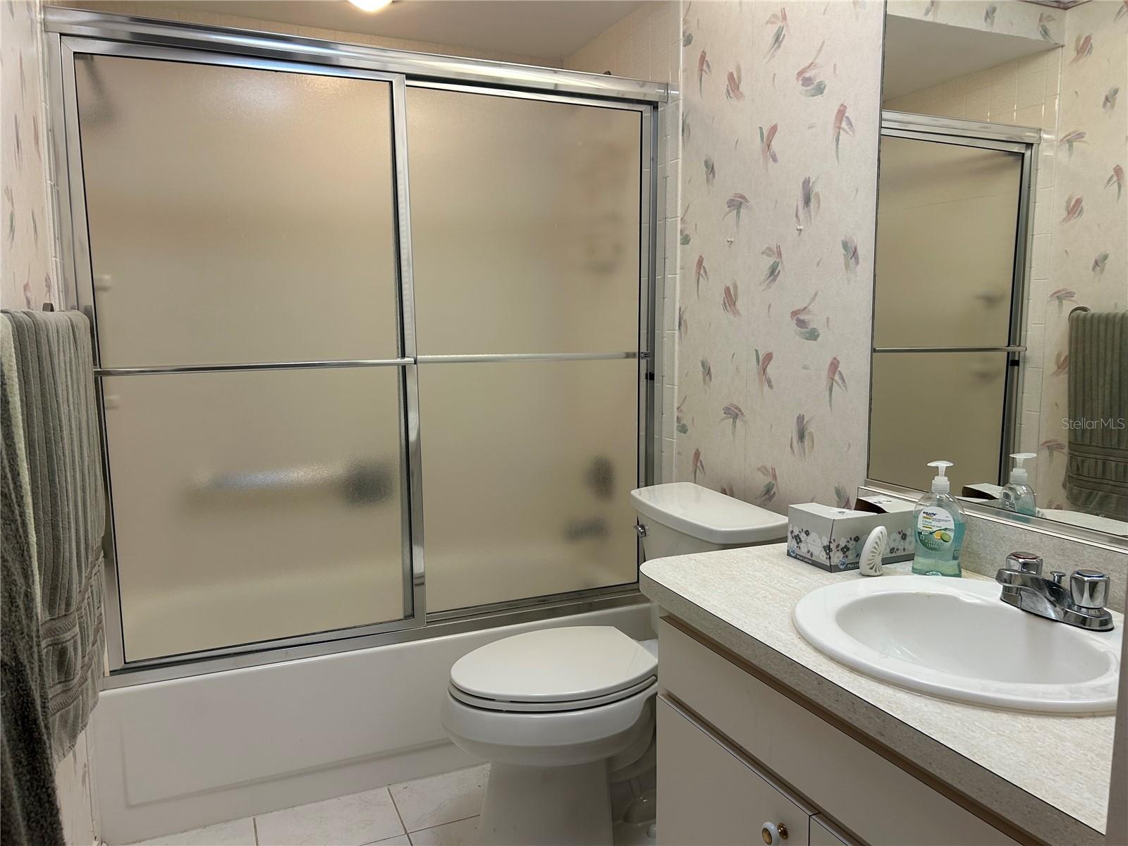 1548 GRAND BLVD #109 — photo 25