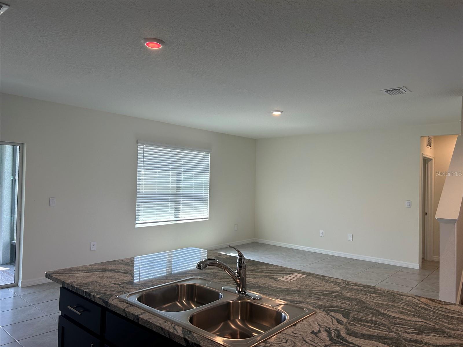 17218 RESERVA DR — photo 8