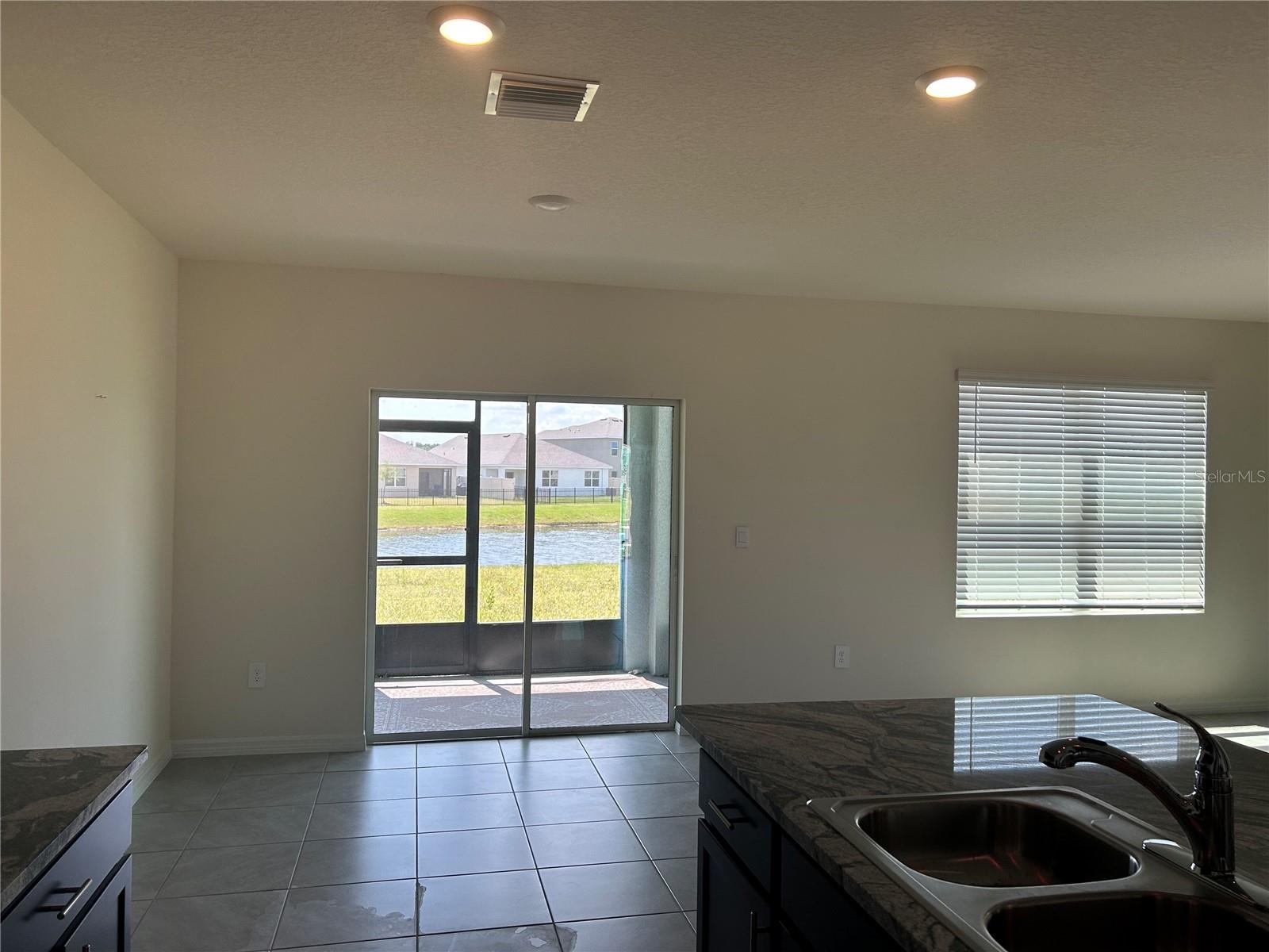 17218 RESERVA DR — photo 9