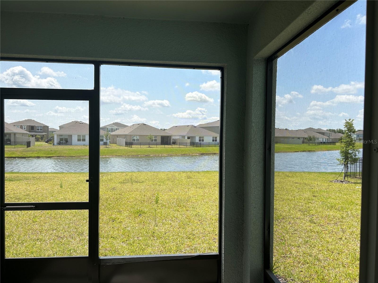 17218 RESERVA DR — photo 11
