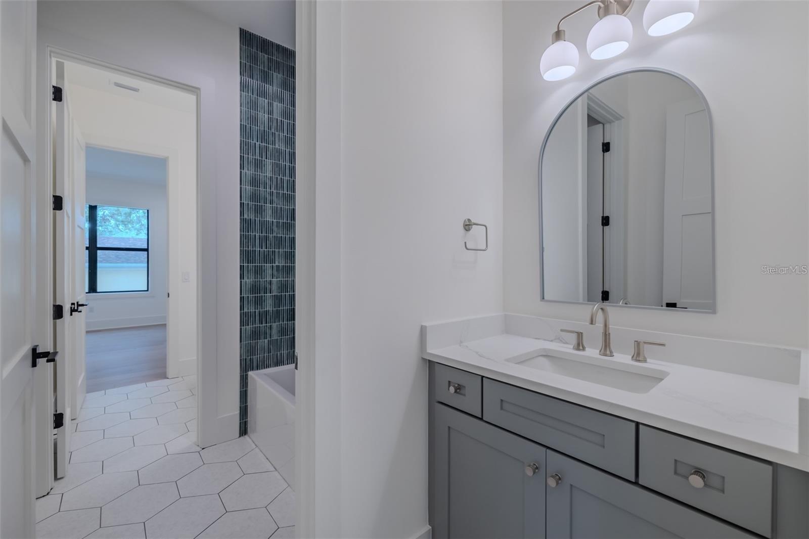4608 W EL PRADO BLVD — photo 33