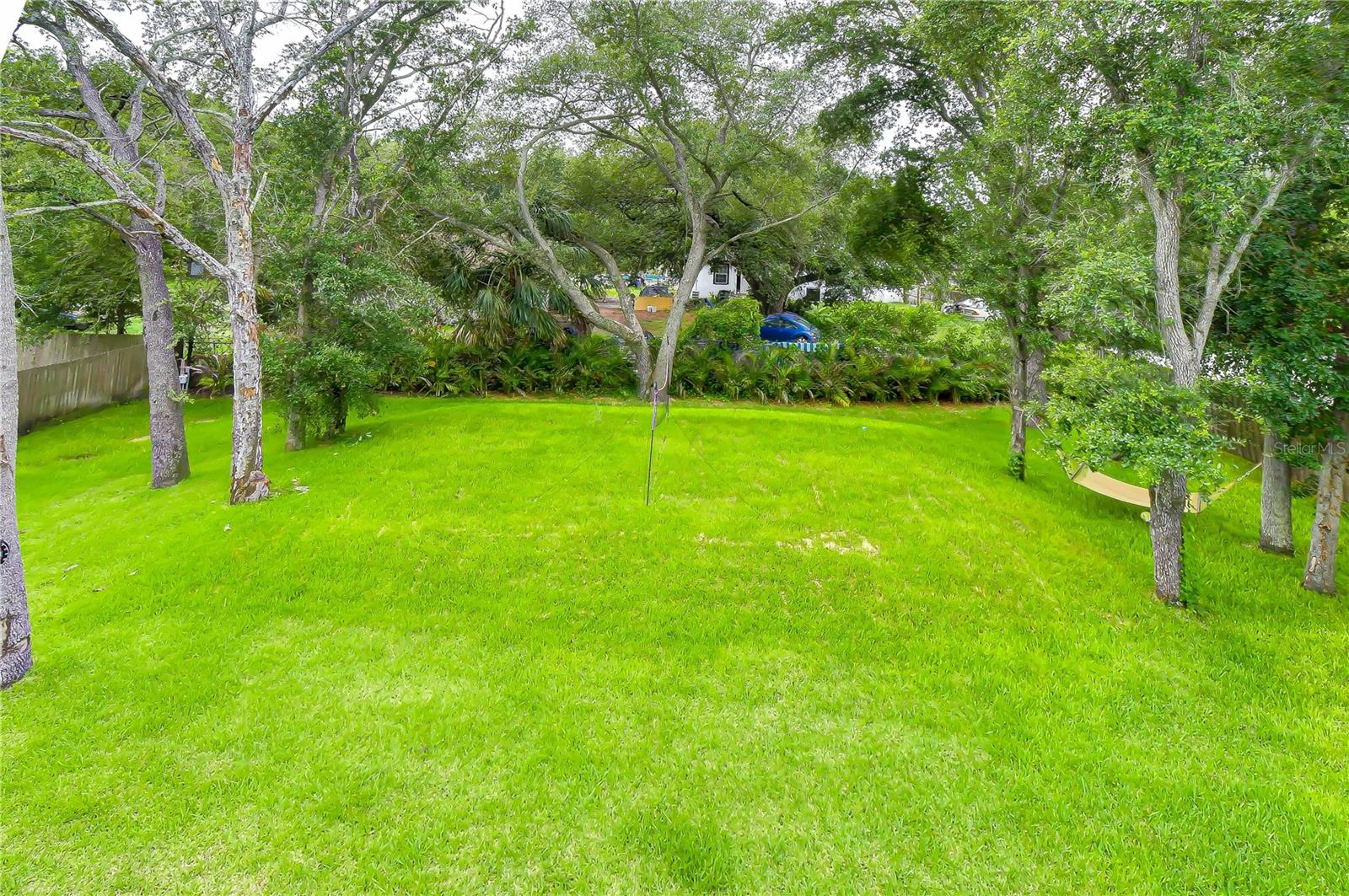 6805 NEW YORK DR — photo 42