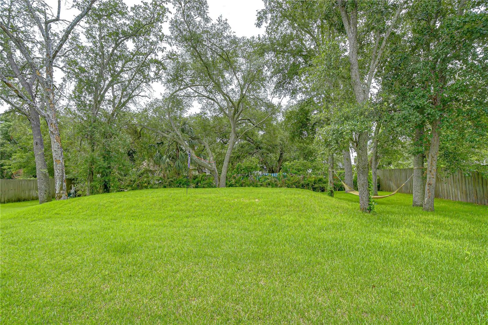 6805 NEW YORK DR — photo 44