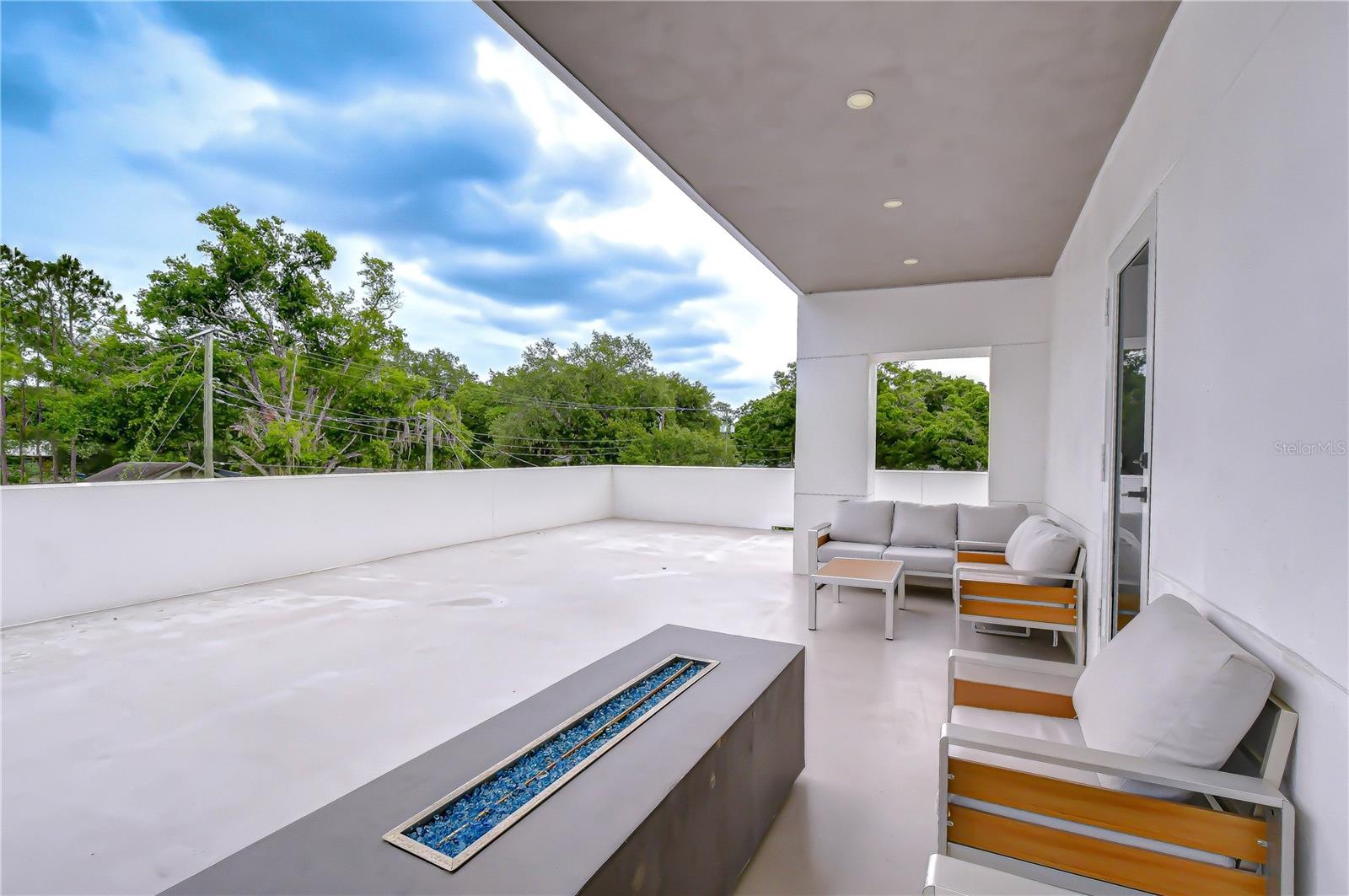 6805 NEW YORK DR — photo 38