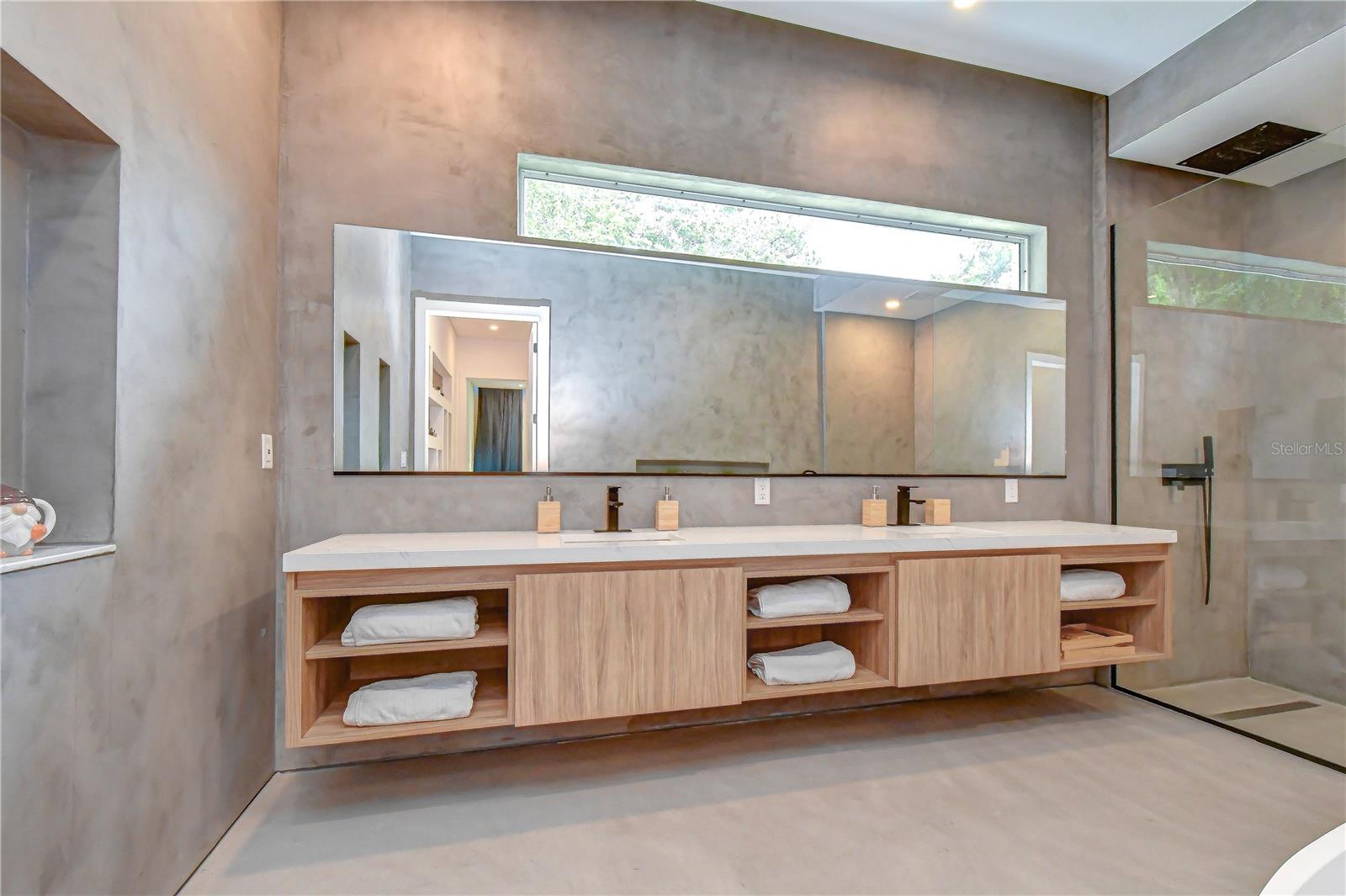 6805 NEW YORK DR — photo 26