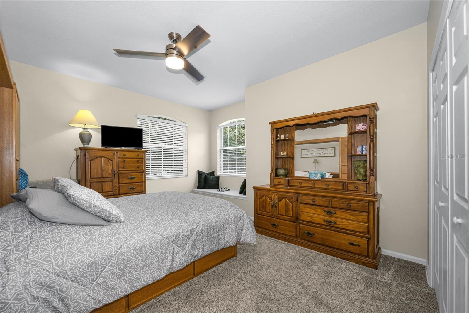 889 LANTERN WAY — photo 15