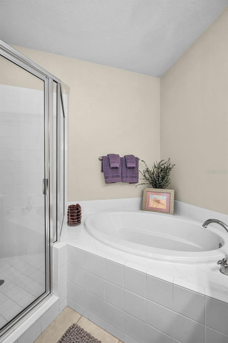 889 LANTERN WAY — photo 14
