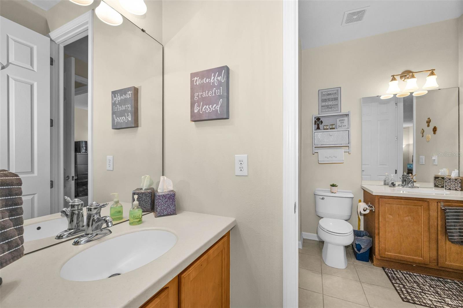 889 LANTERN WAY — photo 16