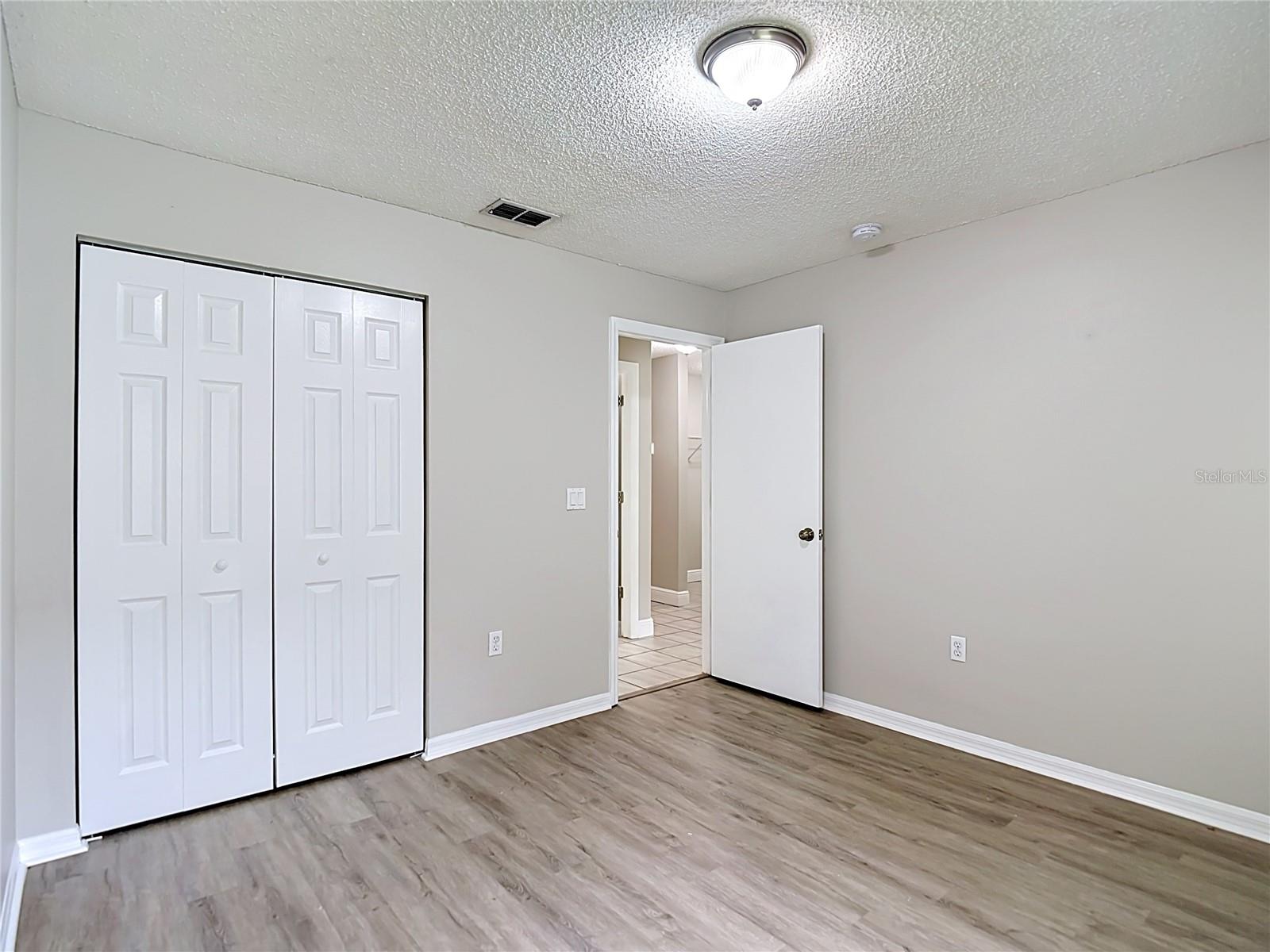 7834 CHADWICK DR — photo 17