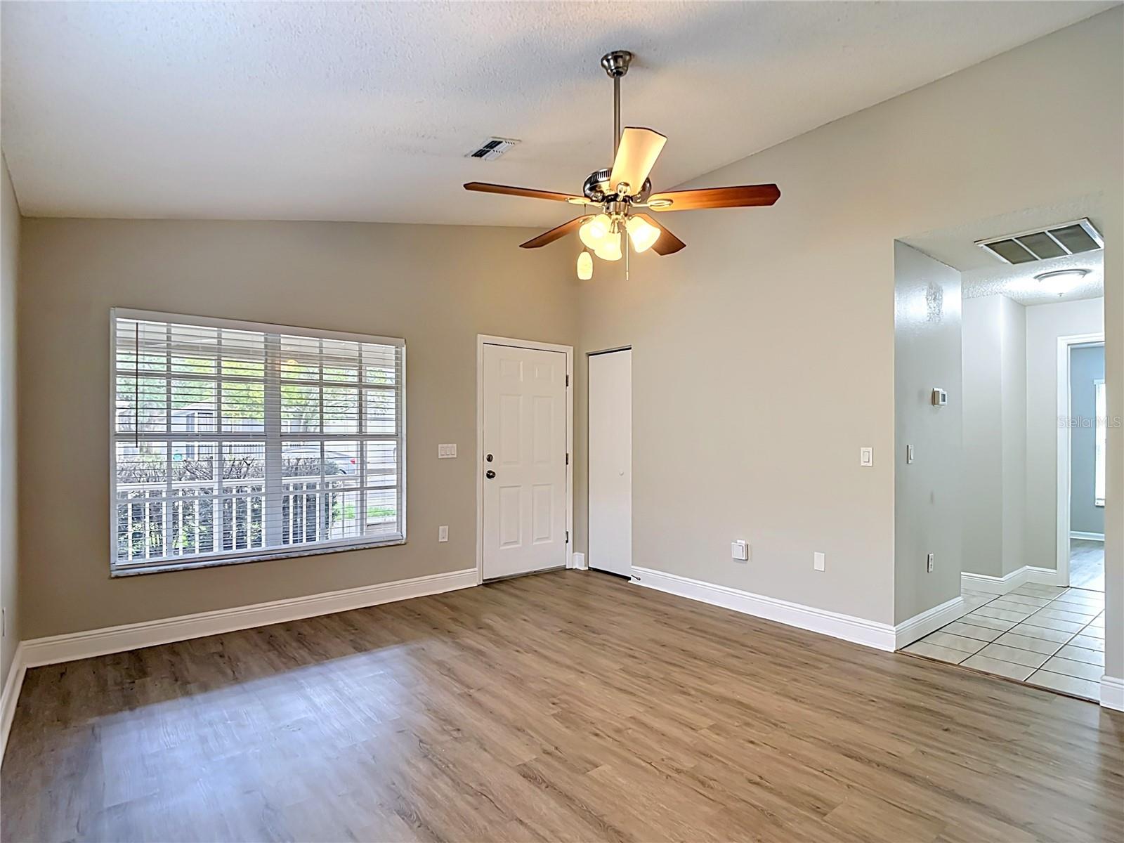 7834 CHADWICK DR — photo 4