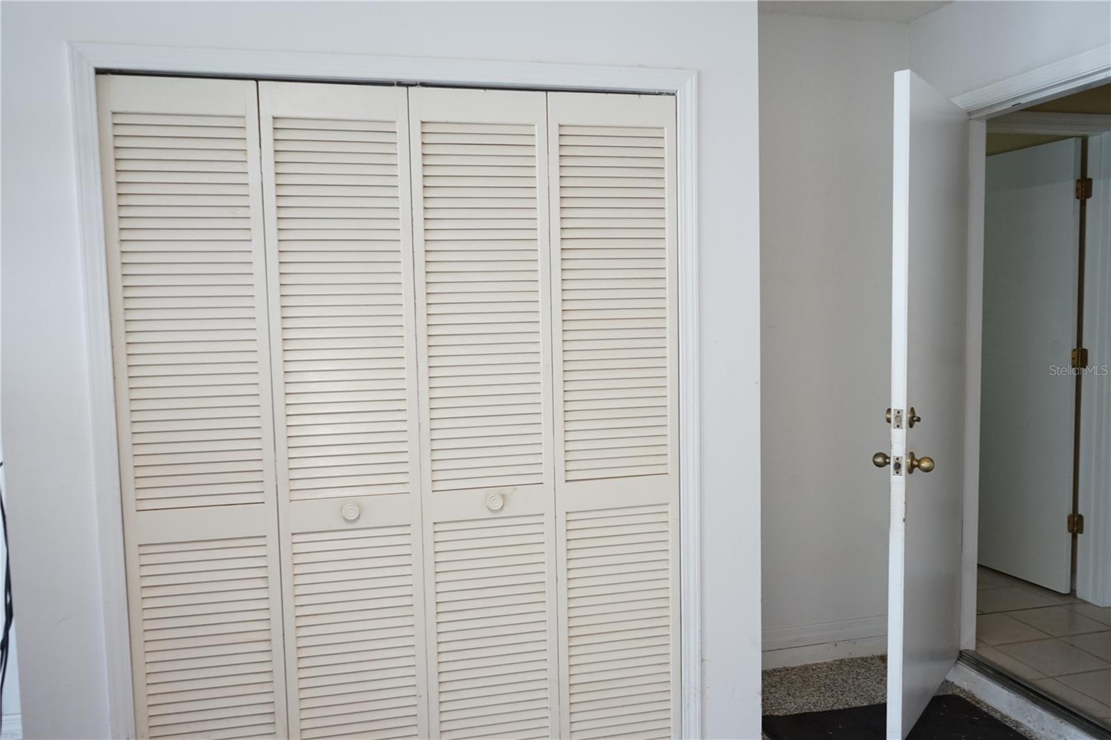 652 MC DANIEL ST — photo 32