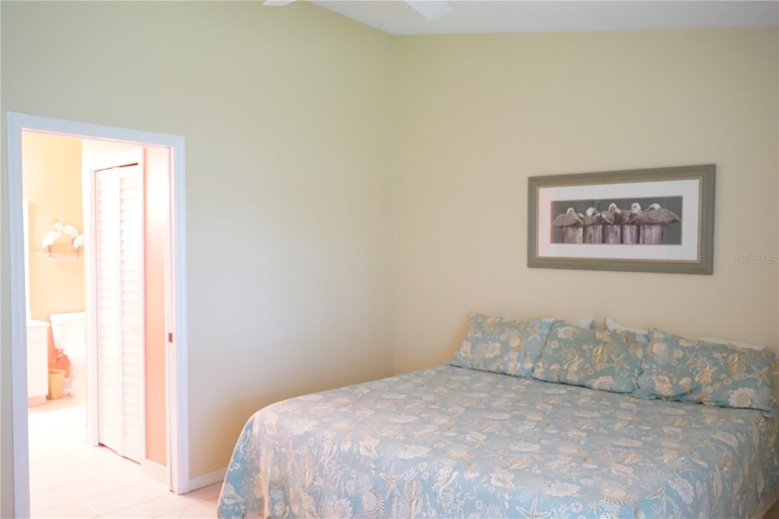 652 MC DANIEL ST — photo 17