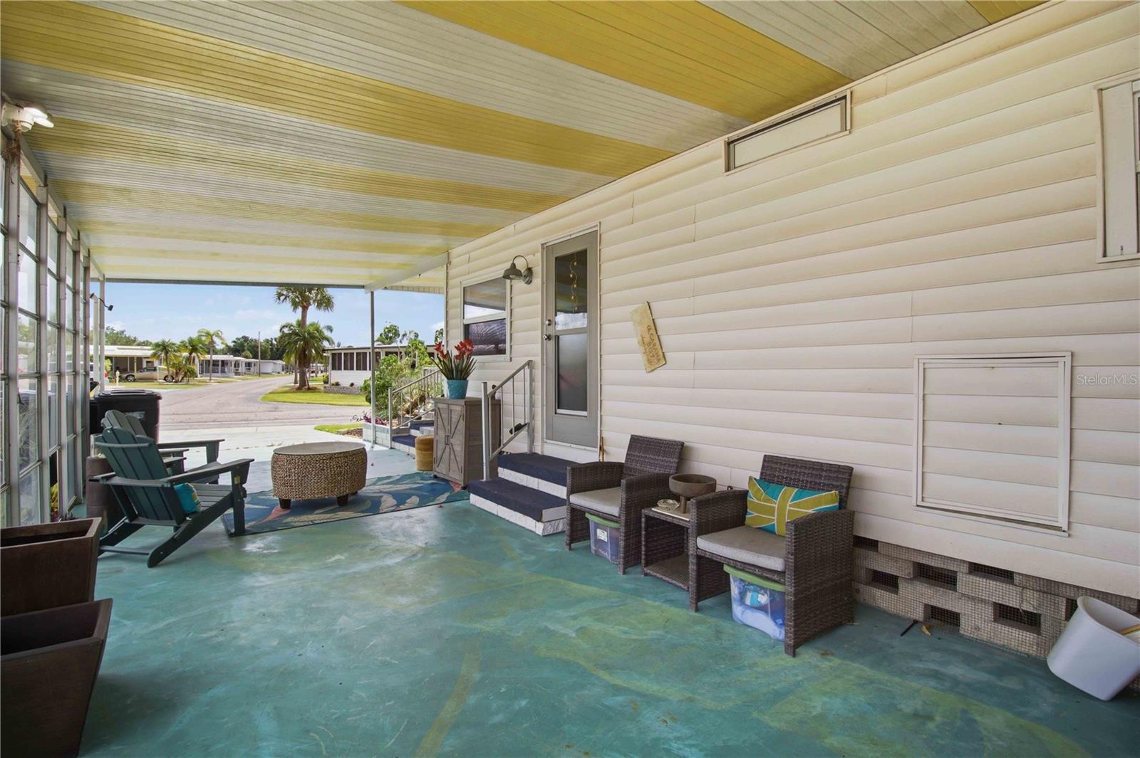 5402 CHATEAU LN — photo 30