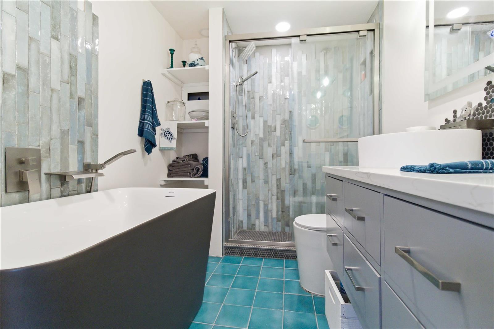 5402 CHATEAU LN — photo 14