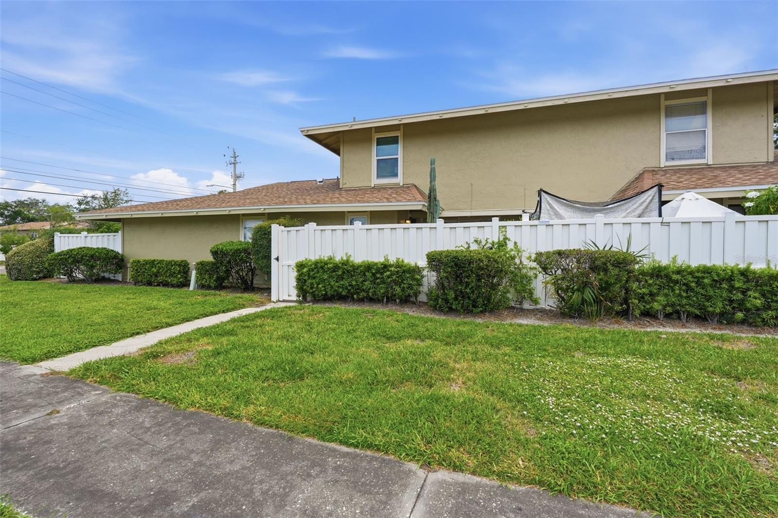 6902 EL CENTRO CT — photo 16