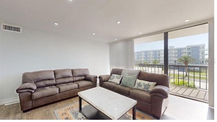 400 ISLAND WAY #210 — photo 5