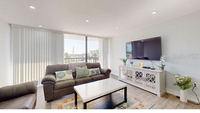 400 ISLAND WAY #210 — photo 2