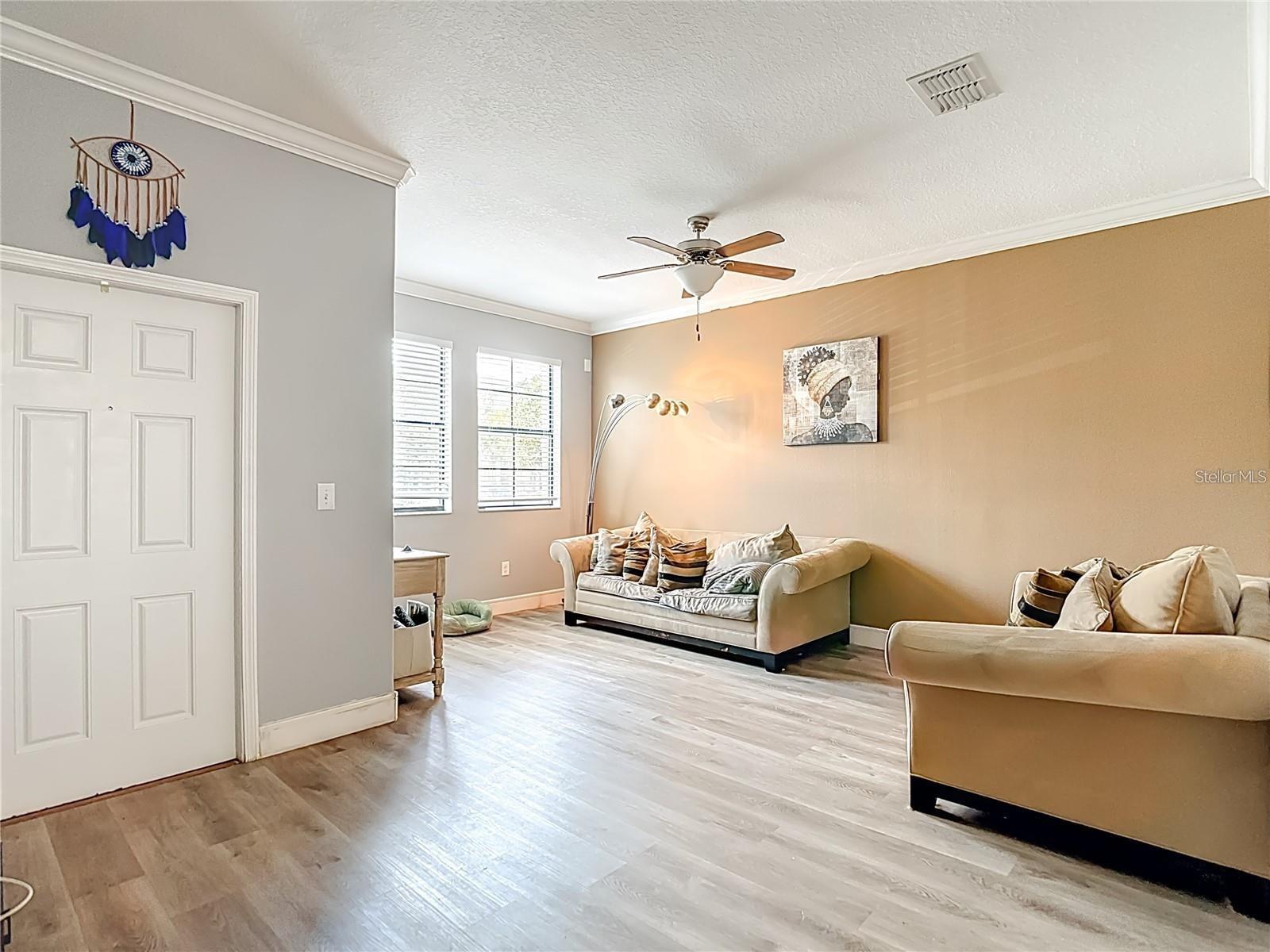 4442 FENNWOOD CT — photo 8