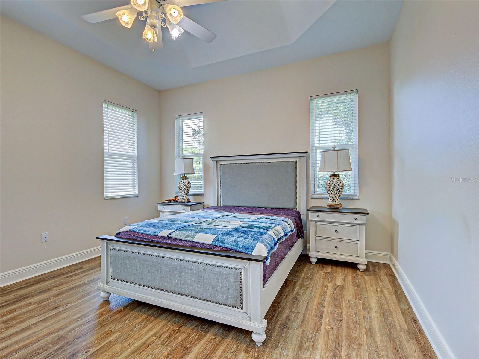 5017 BELLA TERRA DR — photo 28