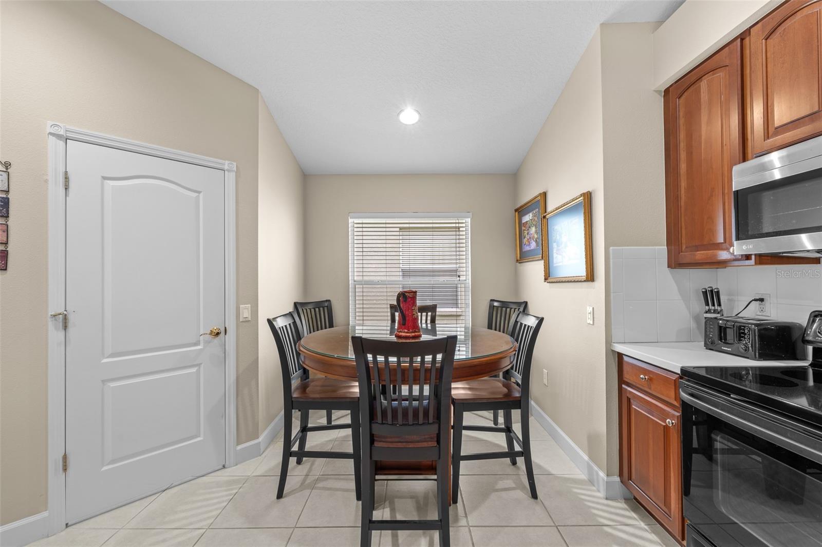 16230 NOTTINGHAM PKWY — photo 10