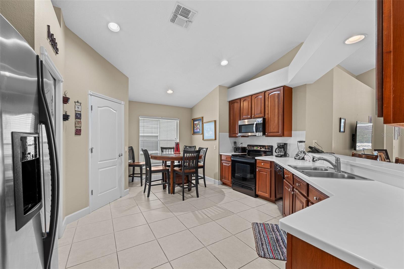 16230 NOTTINGHAM PKWY — photo 7