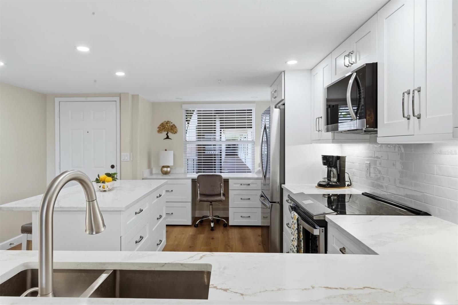 9320 CLUBSIDE CIR #2209 — photo 14