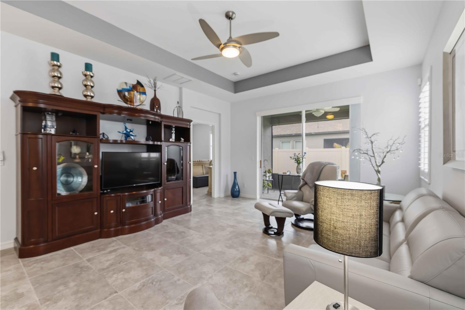 8512 CACHE DR — photo 9