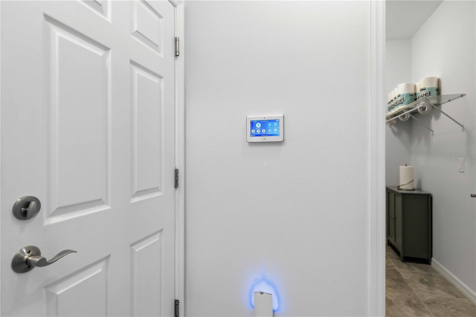 8512 CACHE DR — photo 39