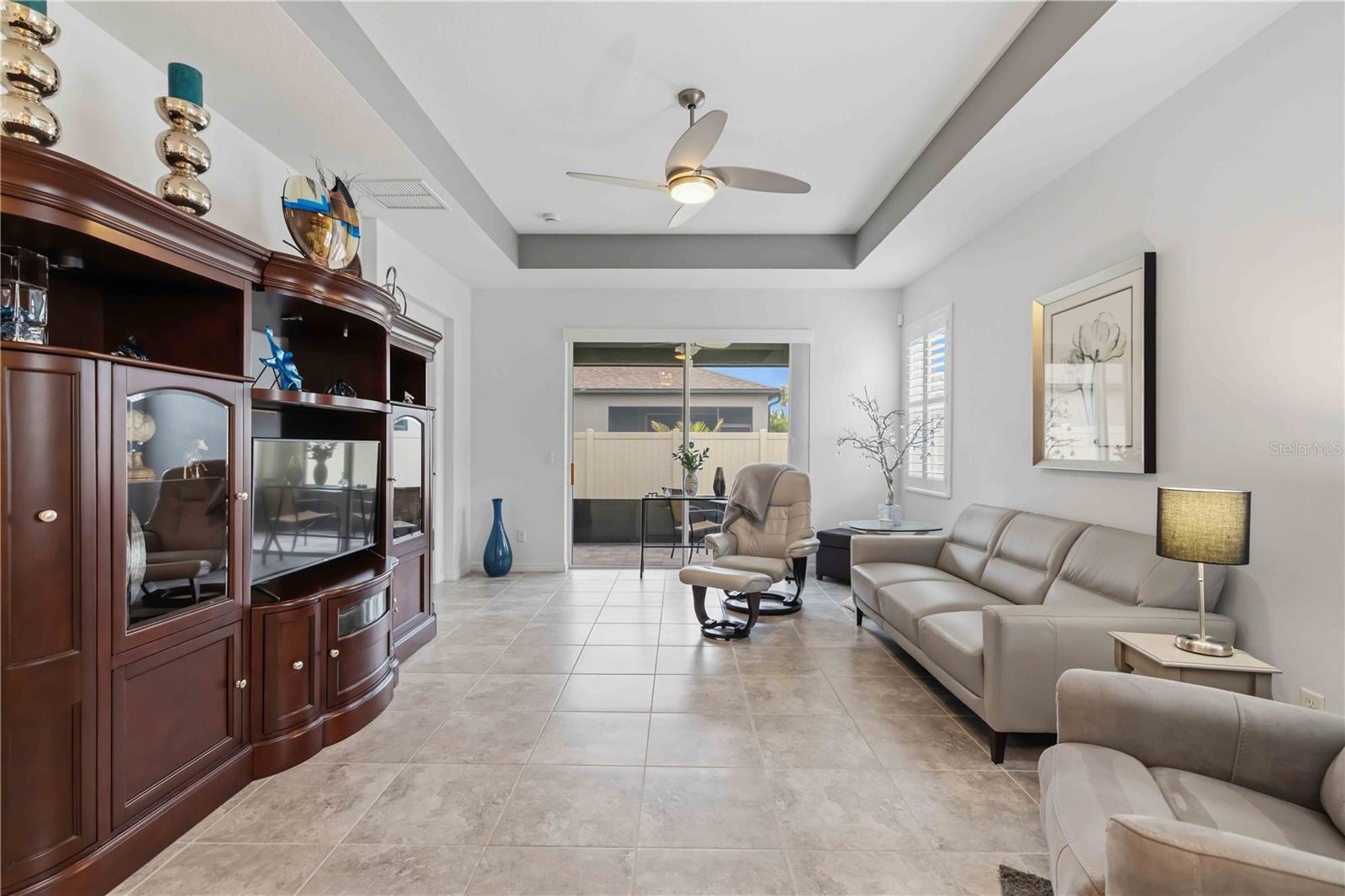 8512 CACHE DR — photo 8