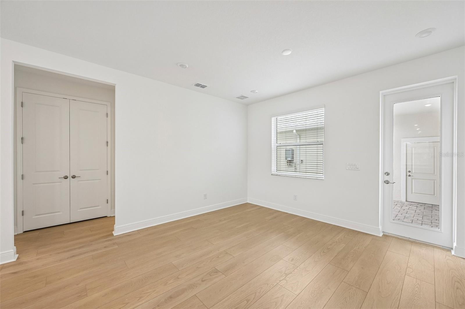 4458 SUNSET GARDEN ST — photo 11