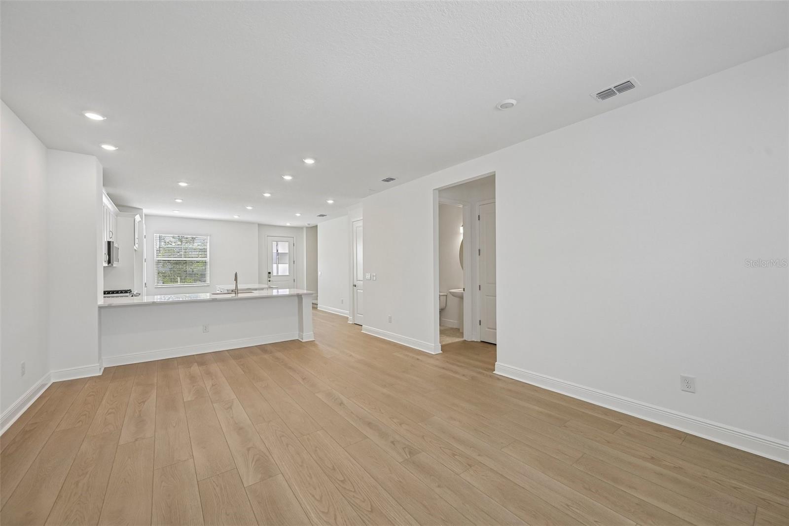 4458 SUNSET GARDEN ST — photo 10
