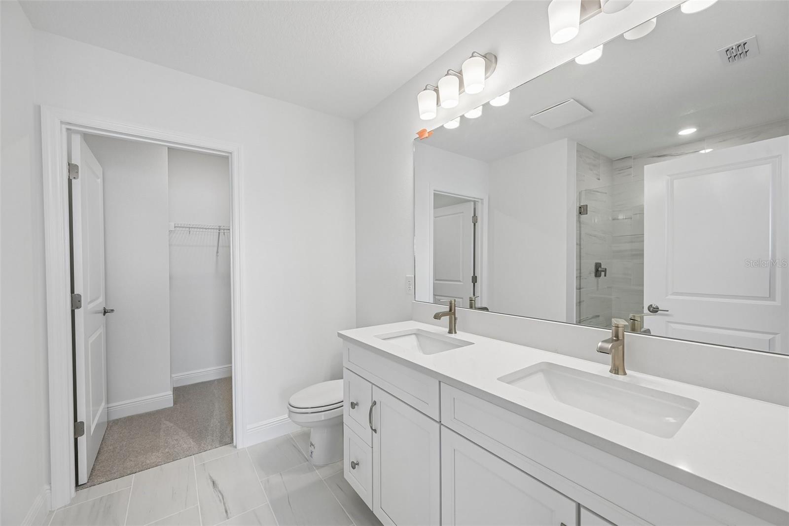 4458 SUNSET GARDEN ST — photo 16