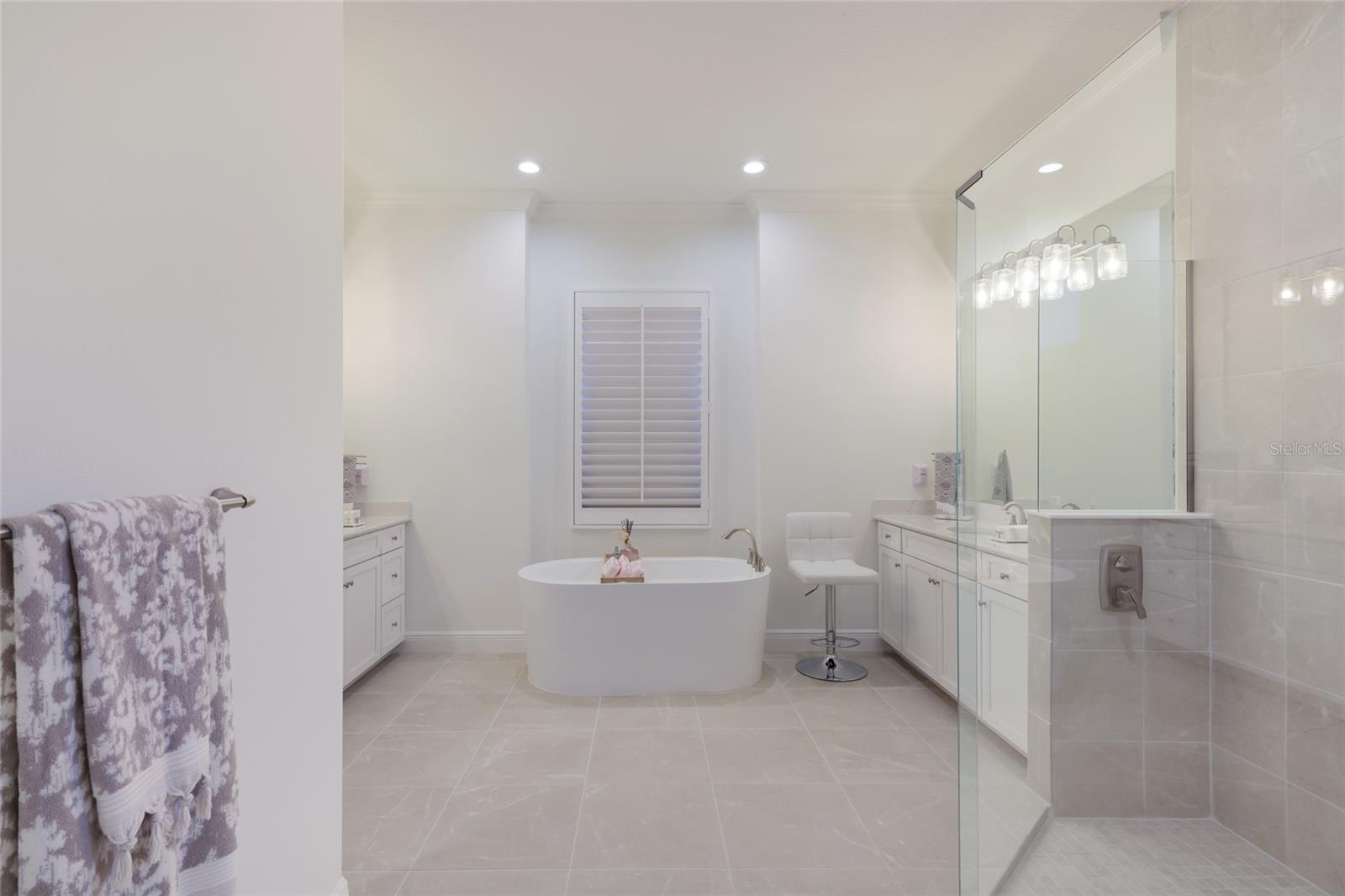 2493 PARADISE PLUM DR — photo 18