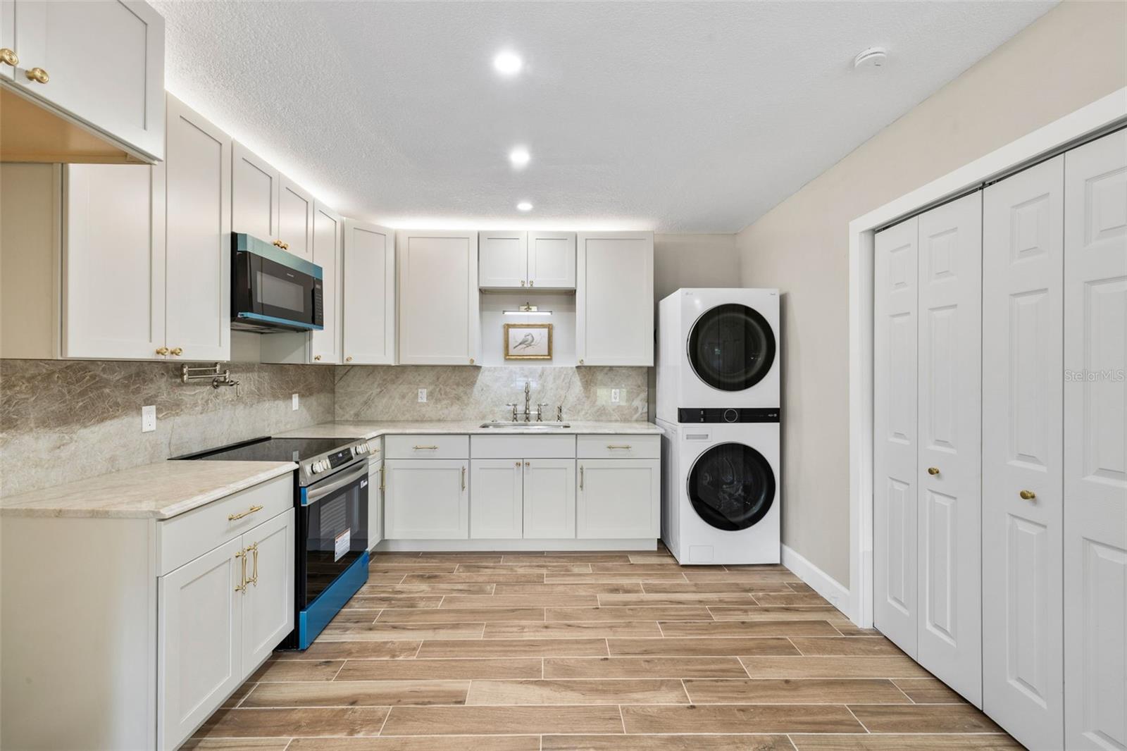 7351 IGUANA DR — photo 69