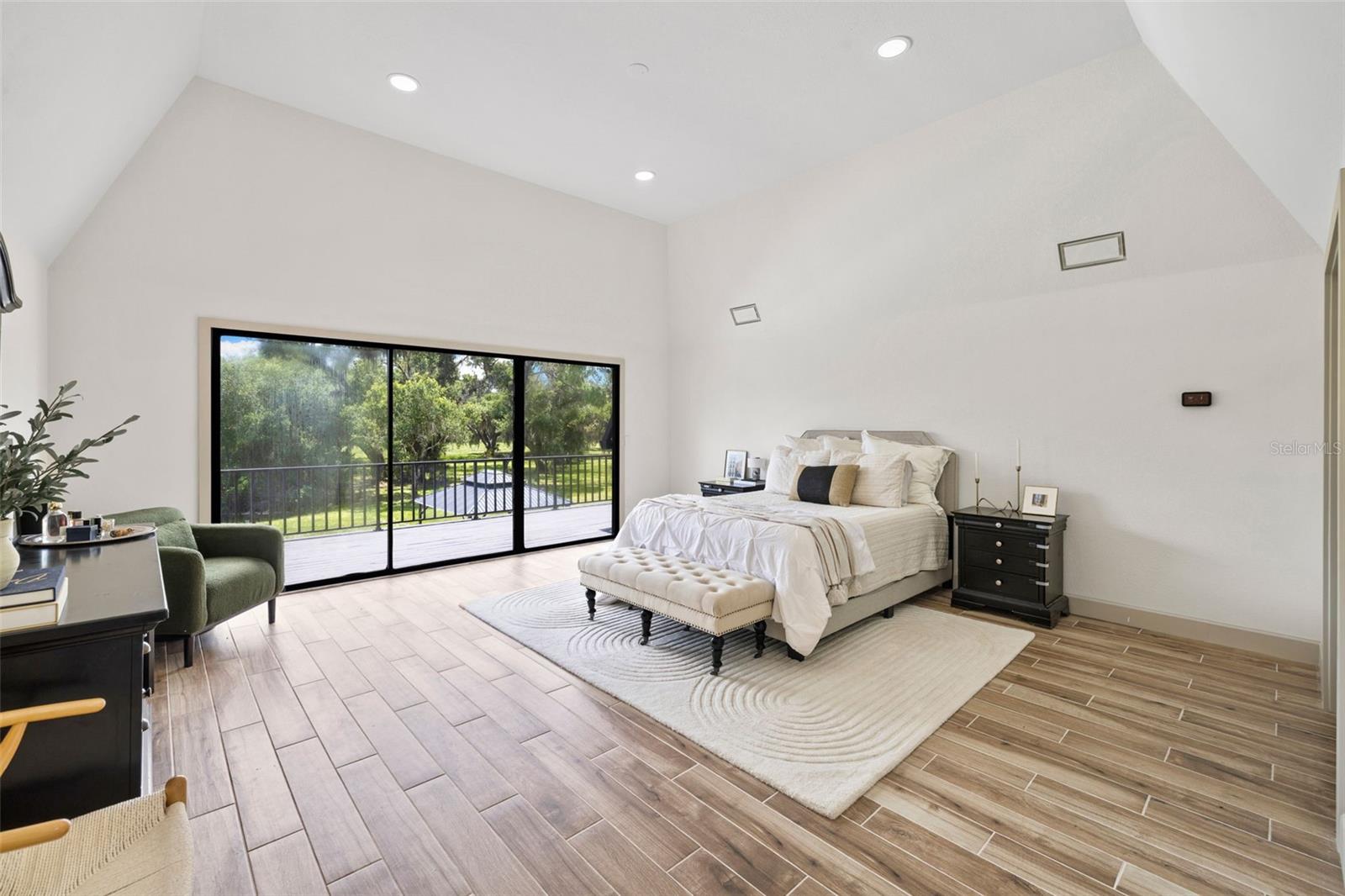 7351 IGUANA DR — photo 32