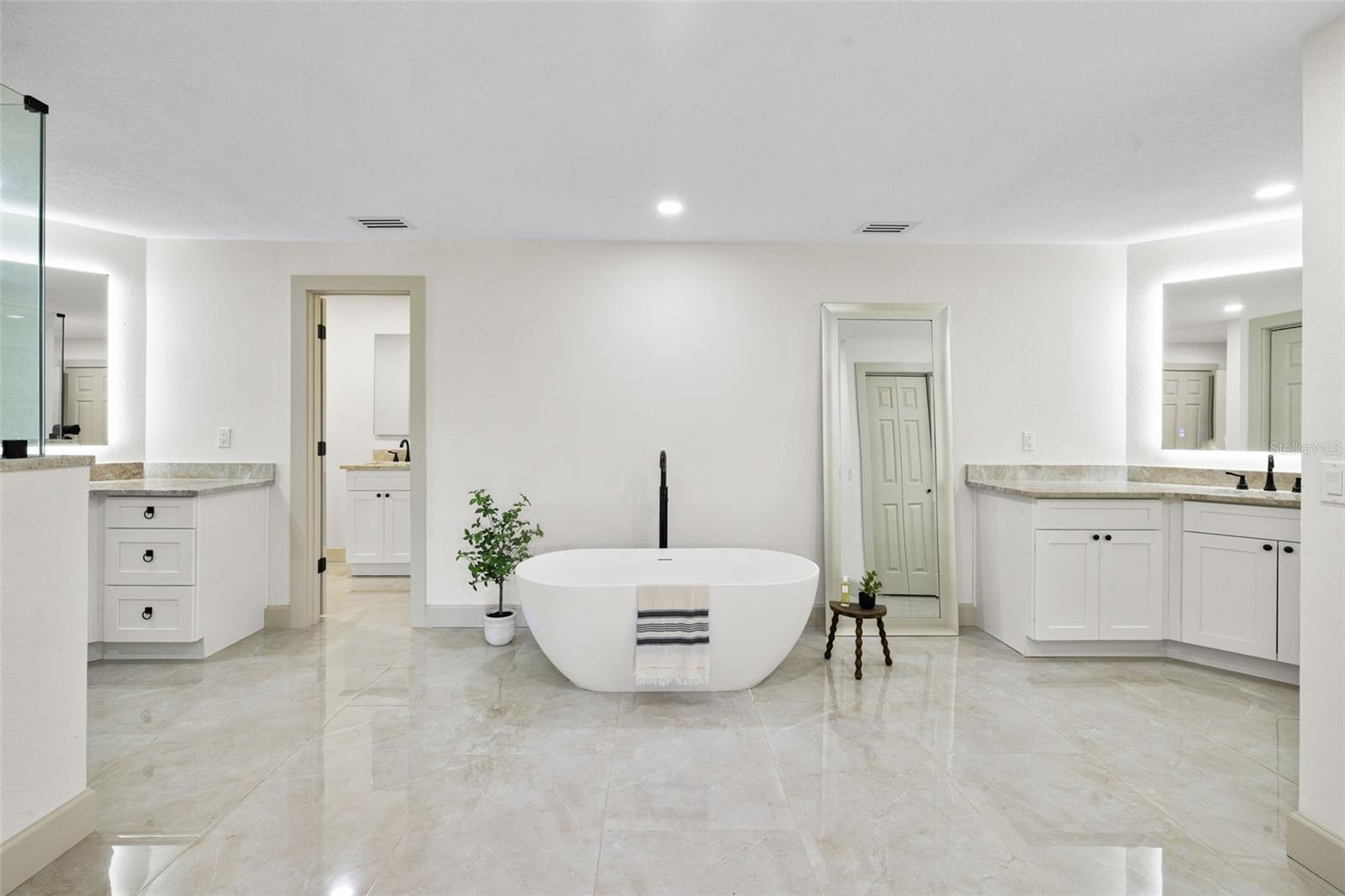 7351 IGUANA DR — photo 34