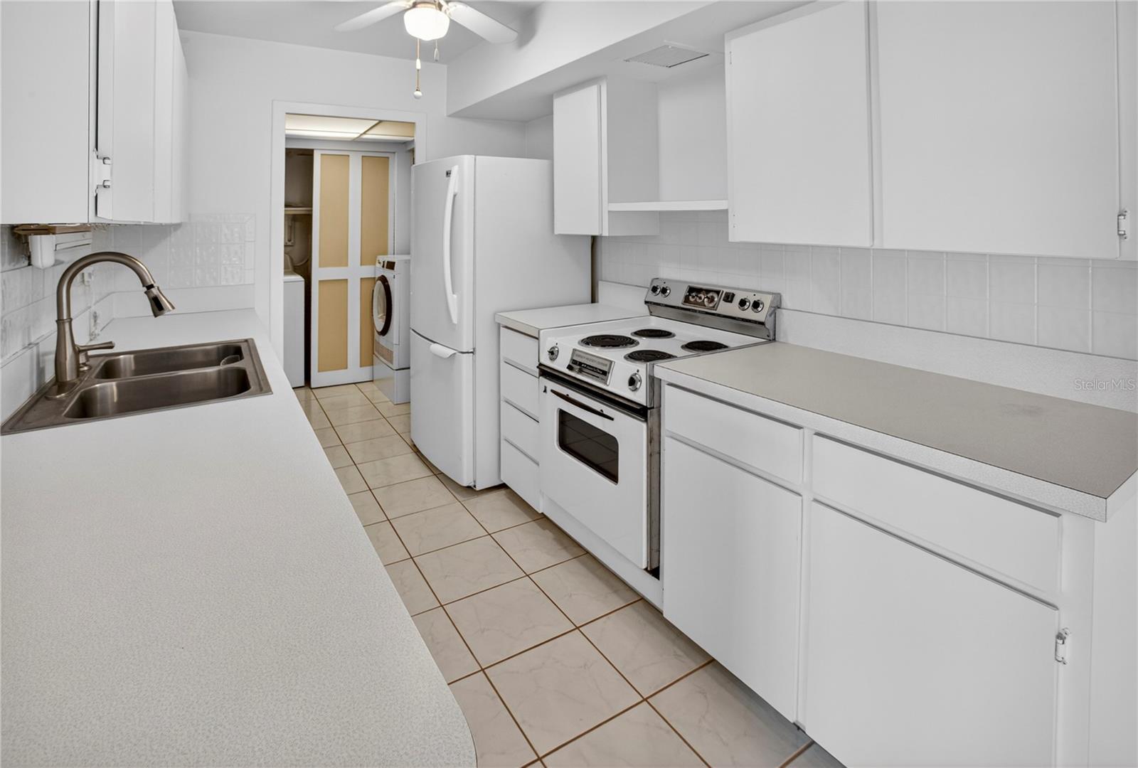10355 PARADISE BLVD #907 — photo 7