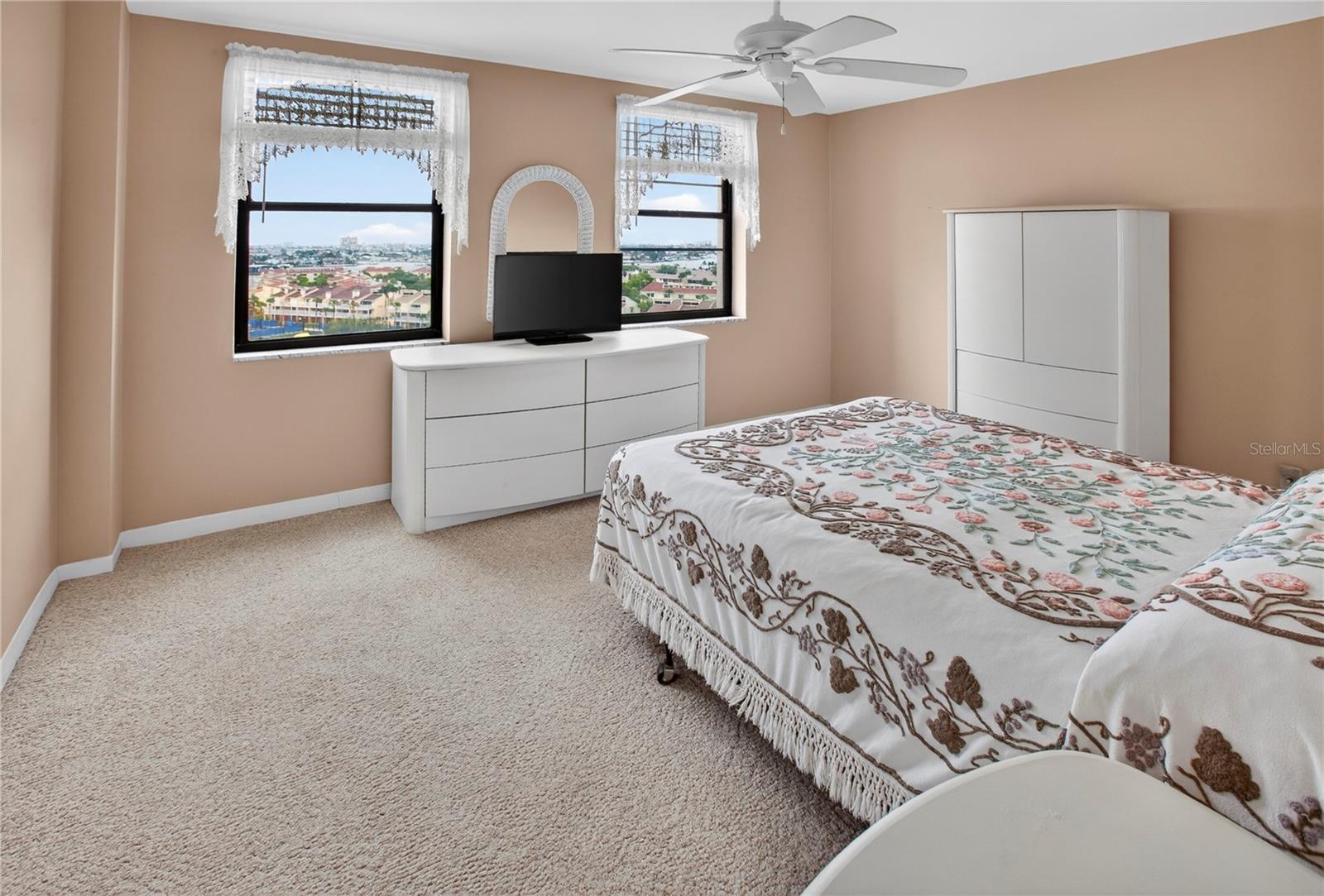 10355 PARADISE BLVD #907 — photo 8