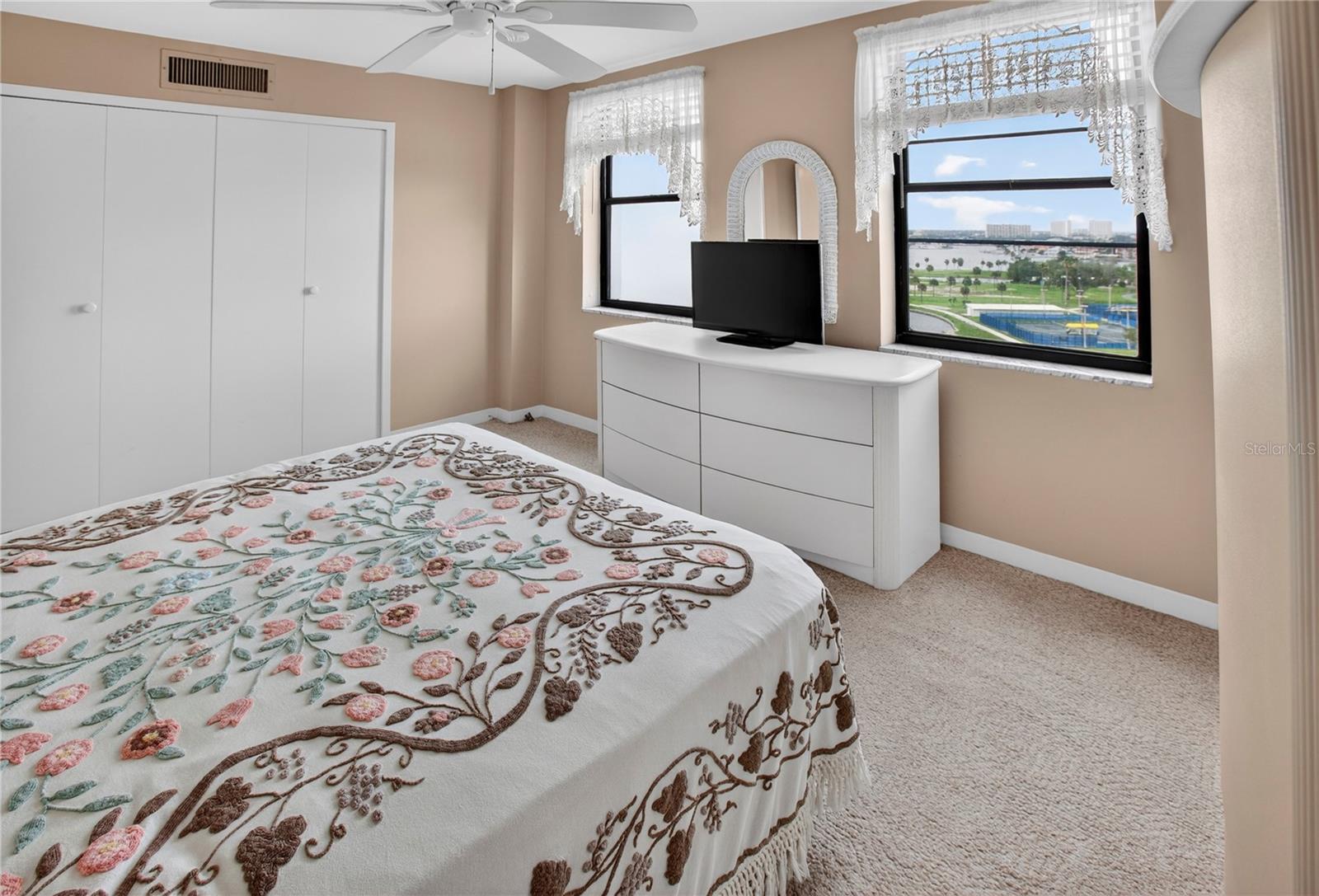 10355 PARADISE BLVD #907 — photo 9