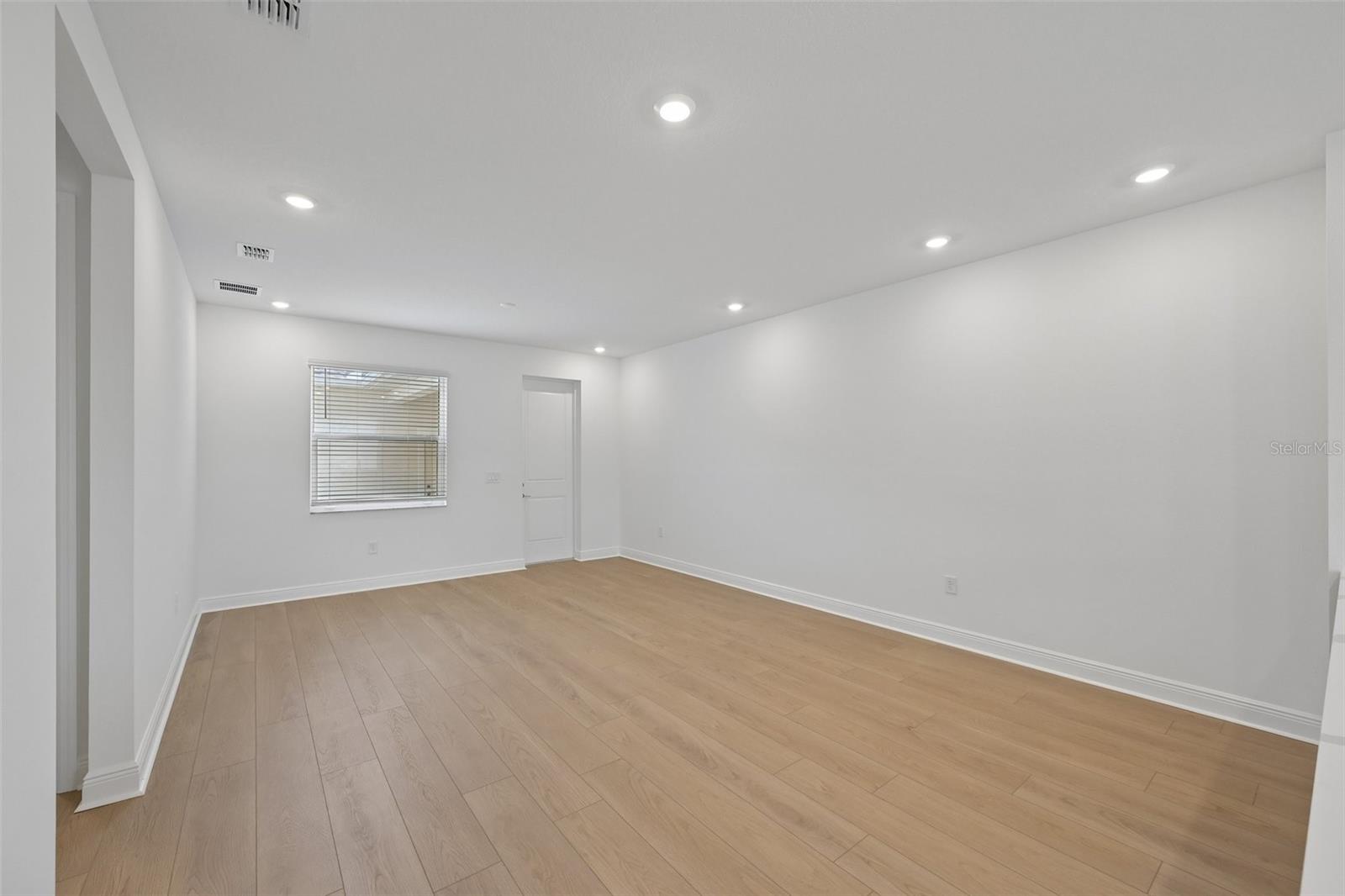 4442 SUNSET GARDEN ST — photo 11