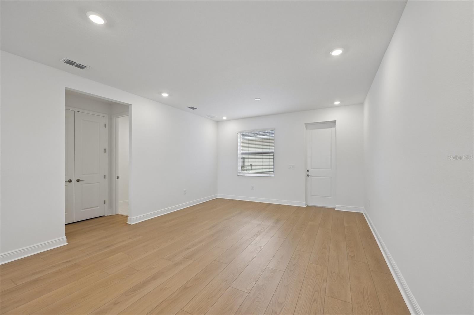 4442 SUNSET GARDEN ST — photo 12