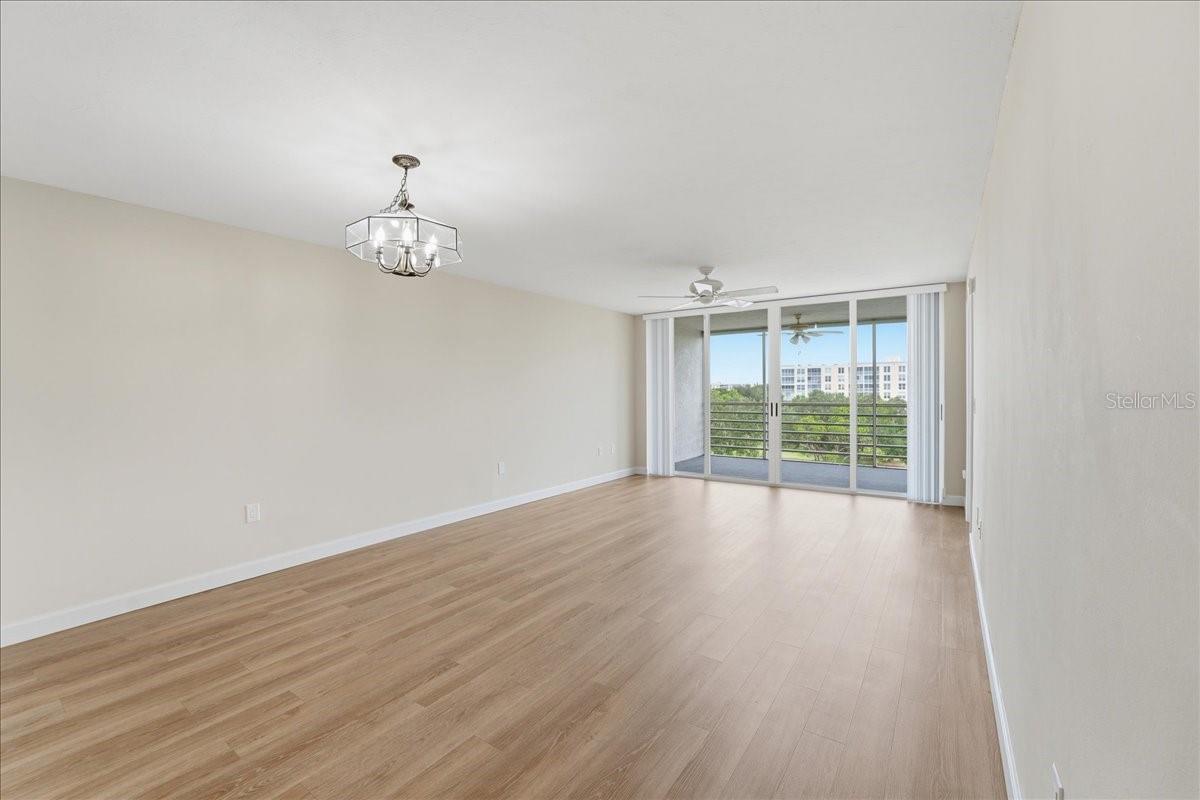 4550 PINEBROOK CIR #506 — photo 6