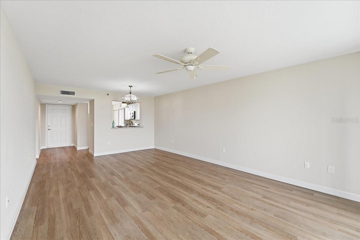 4550 PINEBROOK CIR #506 — photo 9