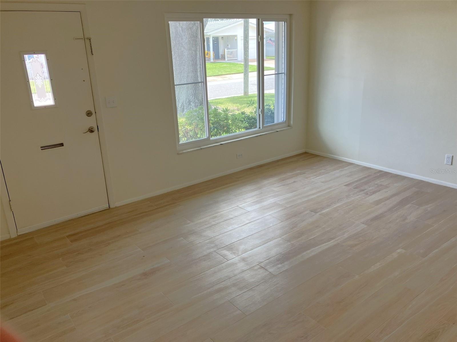10186 45TH WAY N — photo 8