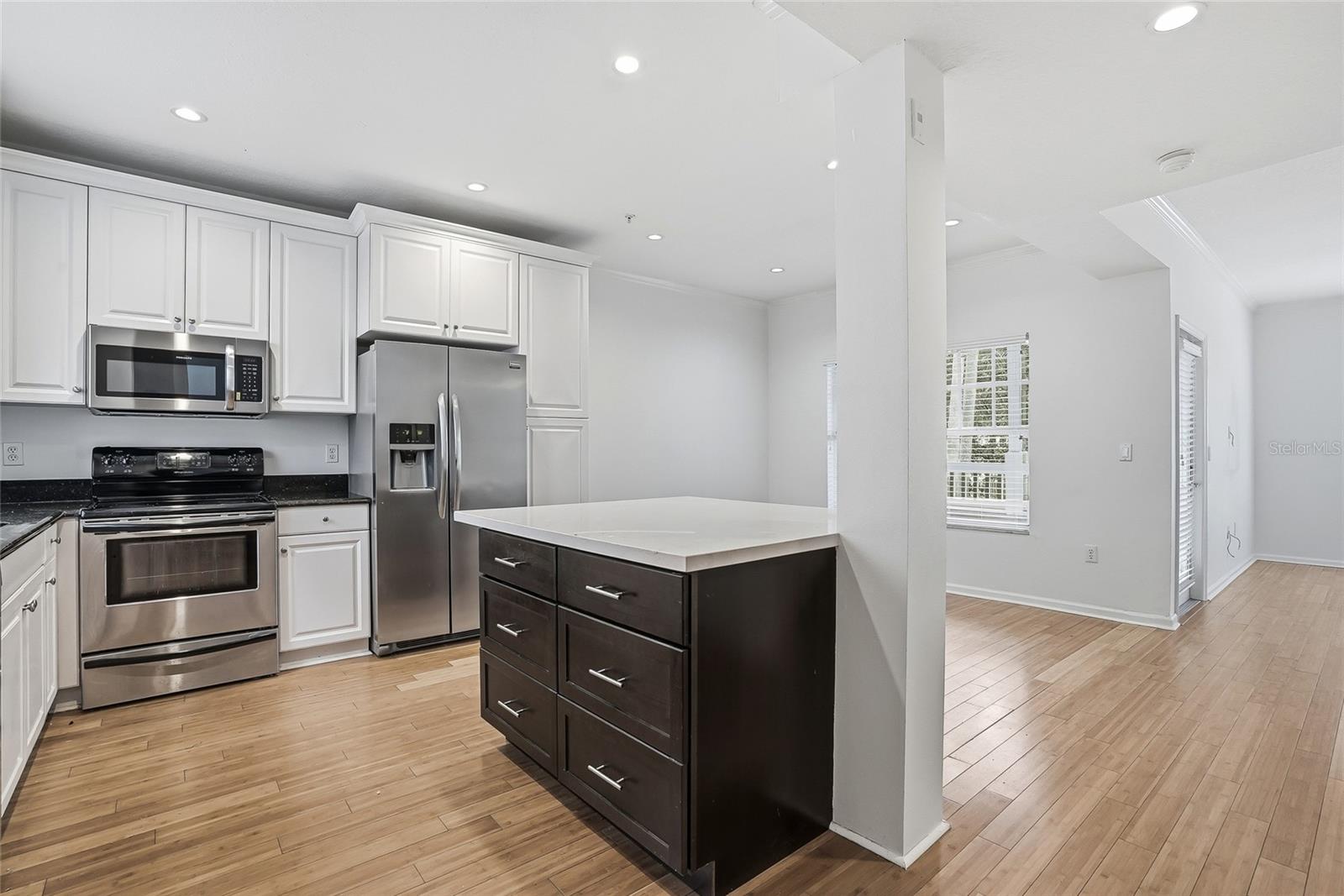 809 S OREGON AVE #B — photo 5